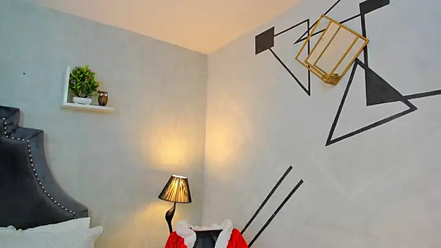 AnntoniaWood online show from December 2024 06:53:02 PM