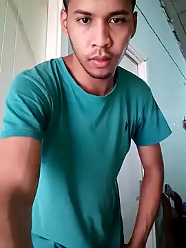 Snapshot of gymboy-erick23 chatting on April 2026 06:57:01 PM gymboy-erick23 online show from April 2026 06:57:01 PM