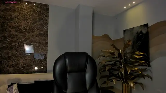 AliceHarper  online show from March 2026 07:42:02 PM