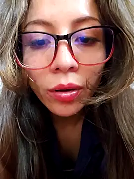 mmmVirginia online show from November 2025 06:23:02 PM