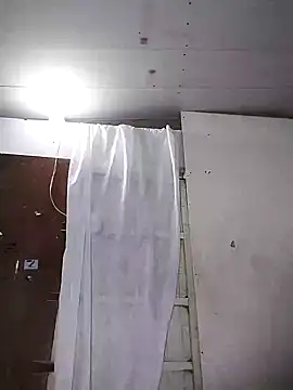 lunanataly online show from November 2025 09:41:02 PM