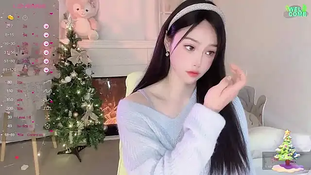 Snapshot of Kiss-18 chatting on December 2024 12:05:02 PM Kiss-18 online show from December 2024 12:05:02 PM