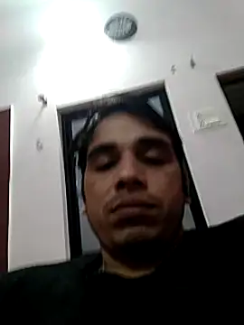 Snapshot of roadtucker123 chatting on December 2024 04:49:01 PM roadtucker123 online show from December 2024 04:49:01 PM