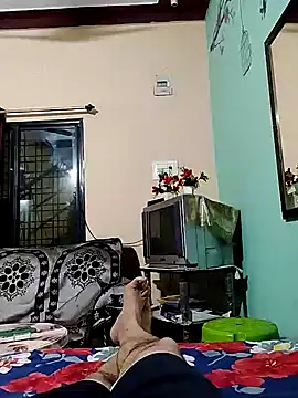 Snapshot of roadtucker123 chatting on February 2025 03:17:01 PM roadtucker123 online show from February 2025 03:17:01 PM