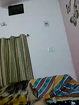 Snapshot of roadtucker123 chatting on February 2025 04:35:02 PM roadtucker123 online show from February 2025 04:35:02 PM