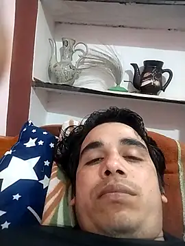 Snapshot of roadtucker123 chatting on March 2025 06:05:02 PM roadtucker123 online show from March 2025 06:05:02 PM