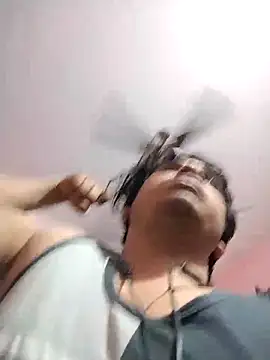 Snapshot of roadtucker123 chatting on March 2025 11:16:01 PM roadtucker123 online show from March 2025 11:16:01 PM