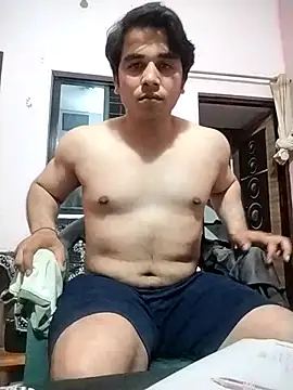 Snapshot of roadtucker123 chatting on March 2026 07:07:01 PM roadtucker123 online show from March 2026 07:07:01 PM