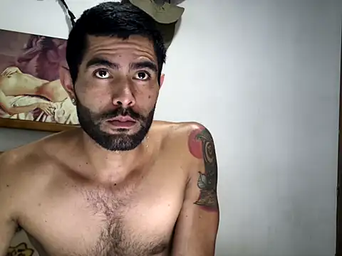 hideonbush051 online show from October 2025 04:31:01 PM