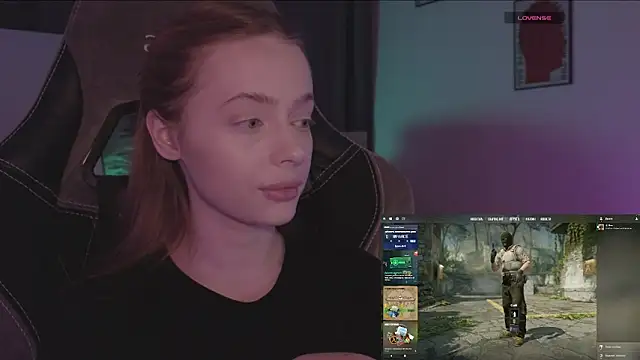 Snapshot of _MayShy_ chatting on September 2025 10:01:02 PM MayShy online show from September 2025 10:01:02 PM