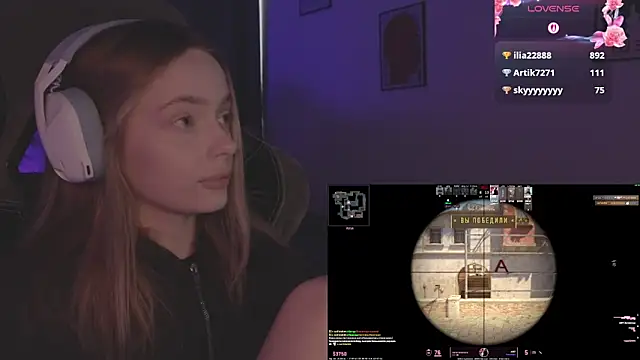 Snapshot of _MayShy_ chatting on September 2025 07:23:01 AM MayShy online show from September 2025 07:23:01 AM