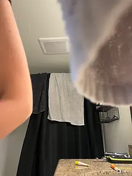 Snapshot of jungleangel chatting on March 2025 06:40:02 PM jungleangel online show from March 2025 06:40:02 PM