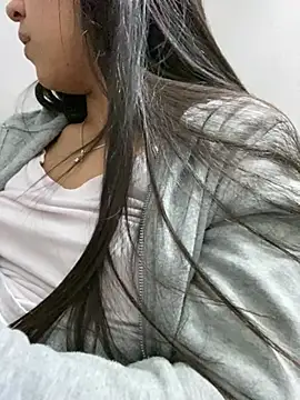 Salome golvert online show from February 2025 12:38:02 AM