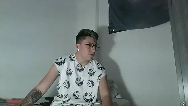Sexyboy 666 online show from December 2025 04:14:02 PM