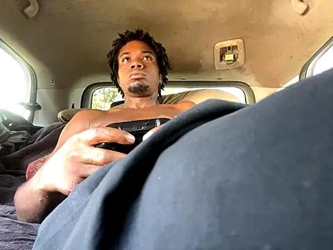 Snapshot of SlimeCrownzOut5 chatting on September 2025 02:28:01 PM SlimeCrownzOut5 online show from September 2025 02:28:01 PM