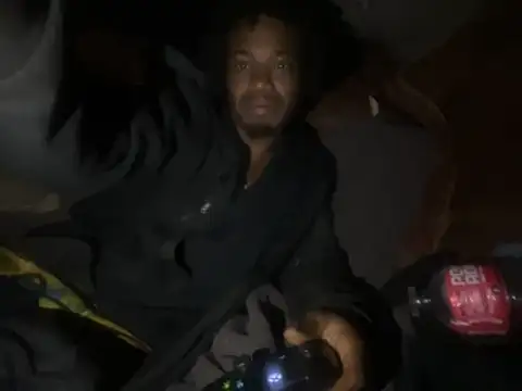 Snapshot of SlimeCrownzOut5 chatting on November 2025 11:22:01 AM SlimeCrownzOut5 online show from November 2025 11:22:01 AM