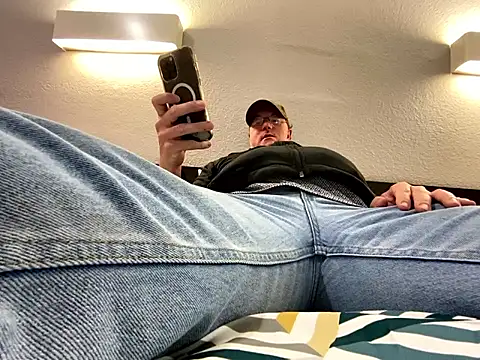 KrixKross online show from February 2026 01:01:02 PM