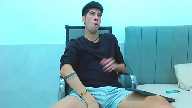 jhony-sex online show from February 2026 06:39:02 AM