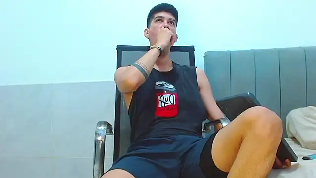 jhony-sex online show from May 2026 07:15:01 AM