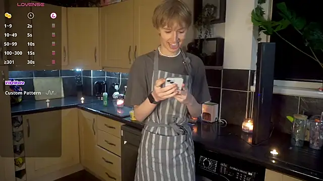 Snapshot of twinkben chatting on September 2025 09:27:02 PM twinkben online show from September 2025 09:27:02 PM