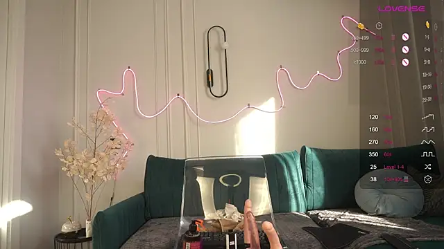 Snapshot of anna54784 chatting on December 2024 09:51:01 AM anna54784 online show from December 2024 09:51:01 AM