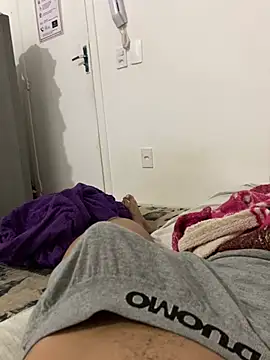 Snapshot of thfrances chatting on March 2025 11:20:01 PM thfrances online show from March 2025 11:20:01 PM