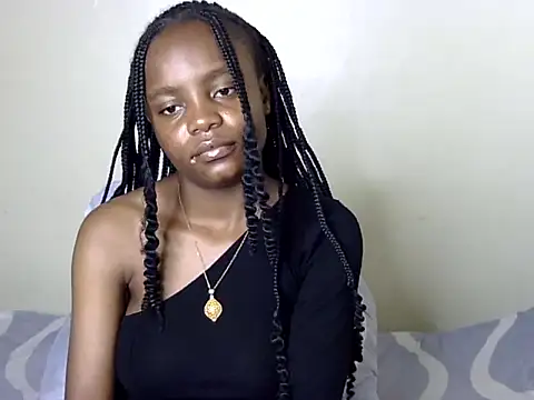 Snapshot of ebony_liza chatting on February 2025 03:54:01 AM ebony liza online show from February 2025 03:54:01 AM