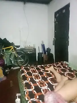 Snapshot of Mrdetonador chatting on November 2025 06:57:02 AM Mrdetonador online show from November 2025 06:57:02 AM