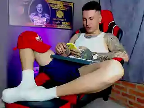 smoker445 online show from February 2025 01:15:01 AM