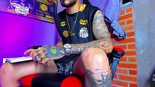 Snapshot of smoker445 chatting on November 2025 12:38:02 AM smoker445 online show from November 2025 12:38:02 AM