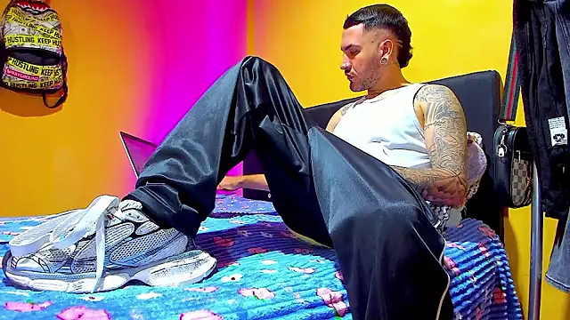 Snapshot of smoker445 chatting on January 2026 12:32:02 PM smoker445 online show from January 2026 12:32:02 PM