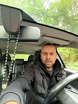 Huncutkuki online show from October 2025 01:53:02 PM