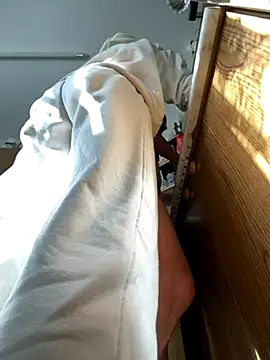 Huncutkuki online show from October 2025 08:48:01 AM