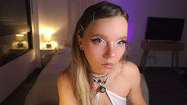 Ayra Lust online show from June 2026 09:10:01 PM