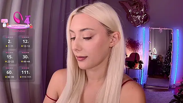 LoryWood online show from January 2026 05:29:02 PM