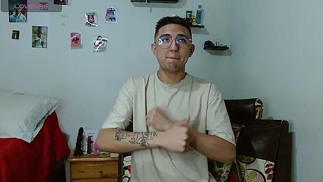 samfox  online show from December 2024 10:12:01 PM