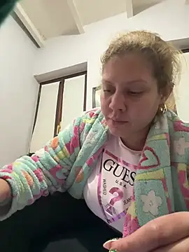 andreinitahg online show from January 2025 09:28:01 PM