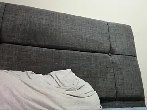 laynufff online show from May 2026 05:20:02 PM