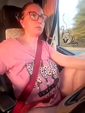 Snapshot of cuplubijoanna chatting on March 2025 06:24:01 AM cuplubijoanna online show from March 2025 06:24:01 AM