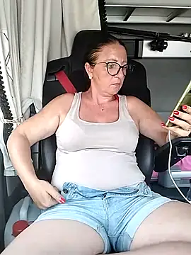 cuplubijoanna online show from July 2026 01:46:02 PM