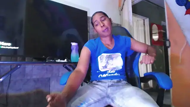 Snapshot of yohatinelly07 chatting on September 2025 09:51:01 PM yohatinelly07 online show from September 2025 09:51:01 PM