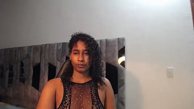 yohatinelly07 online show from June 2026 06:36:02 AM