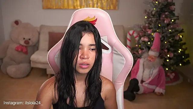 Snapshot of its_lola24 chatting on January 2025 05:54:02 AM its lola24 online show from January 2025 05:54:02 AM