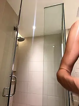 JuicyFruits93 online show from January 2026 06:52:02 AM