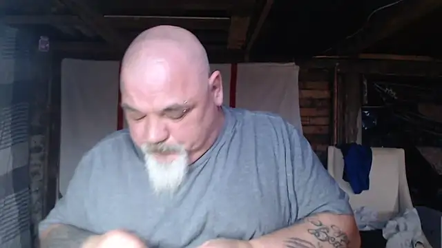 Snapshot of Newfiesausage1972 chatting on February 2026 10:32:02 PM Newfiesausage1972 online show from February 2026 10:32:02 PM
