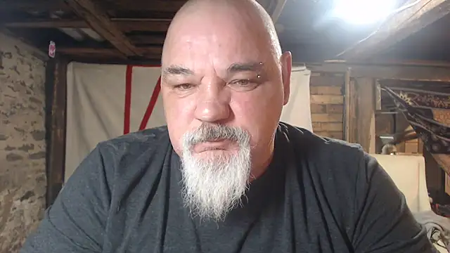 Snapshot of Newfiesausage1972 chatting on March 2026 07:15:01 AM Newfiesausage1972 online show from March 2026 07:15:01 AM