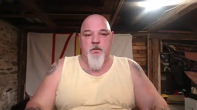 Snapshot of Newfiesausage1972 chatting on March 2026 09:51:02 PM Newfiesausage1972 online show from March 2026 09:51:02 PM
