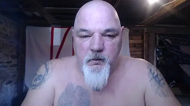 Snapshot of Newfiesausage1972 chatting on March 2026 03:28:01 PM Newfiesausage1972 online show from March 2026 03:28:01 PM