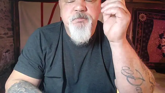 Snapshot of Newfiesausage1972 chatting on March 2026 08:58:02 AM Newfiesausage1972 online show from March 2026 08:58:02 AM