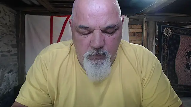 Snapshot of Newfiesausage1972 chatting on April 2026 03:03:02 PM Newfiesausage1972 online show from April 2026 03:03:02 PM